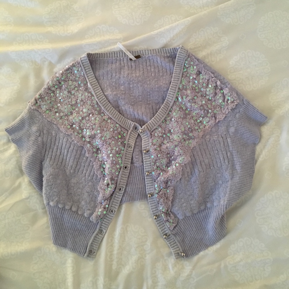 VINTAGE FREE PEOPLE CROPPED SWEATER